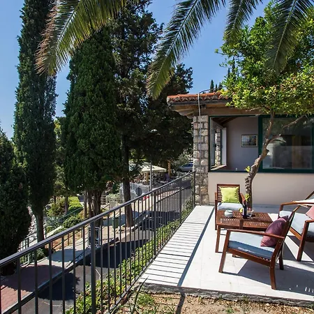 Lägenhet Mirjana - One Bedroom With Terrace And Sea View Naran A