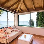Villa Mirjana - One Bedroom Apartment With Terrace And Sea View Naran A アパート