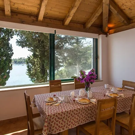 Villa Mirjana - One Bedroom Apartment With Terrace And Sea View Naran A アパート ムリニ